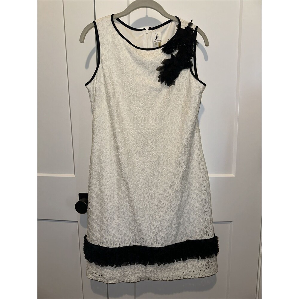 Julia Jordan White Lace Over White Sleeveless Shift Dress Black Feather Trim 8